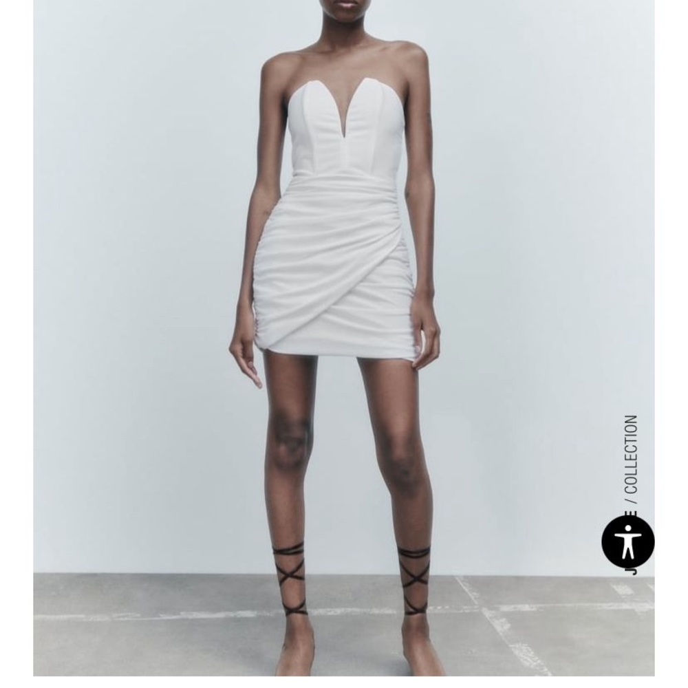White Sweetheart Neckline Dress